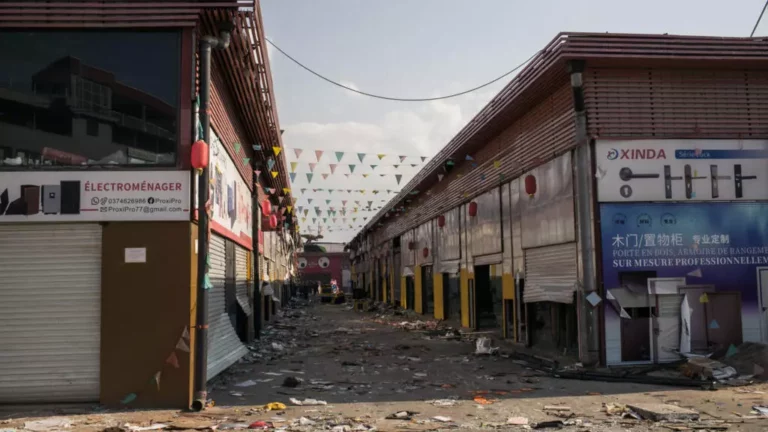 Antananarivo : la jeunesse malgache descend dans la rue malgré la répression