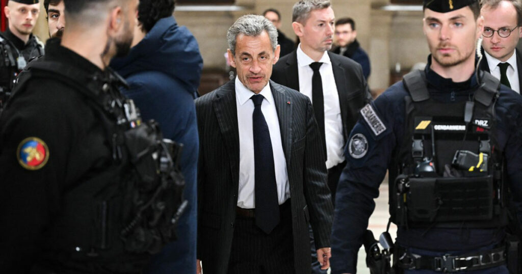 Au proces libyen Sarkozy contre le faisceau d indices