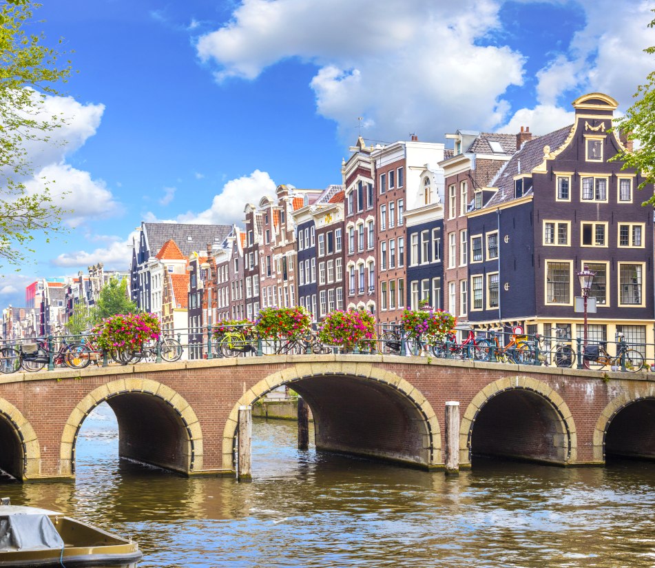 quicksearch amsterdam bruecke blauer himmel