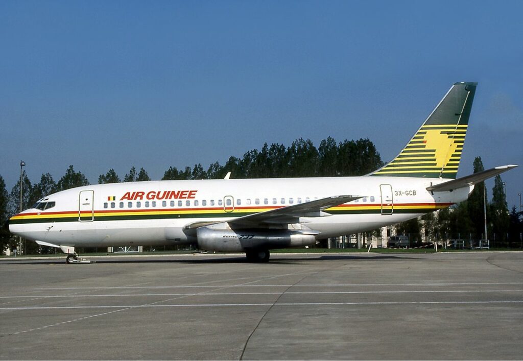Air Guinee Boeing 737 200 Gilliand