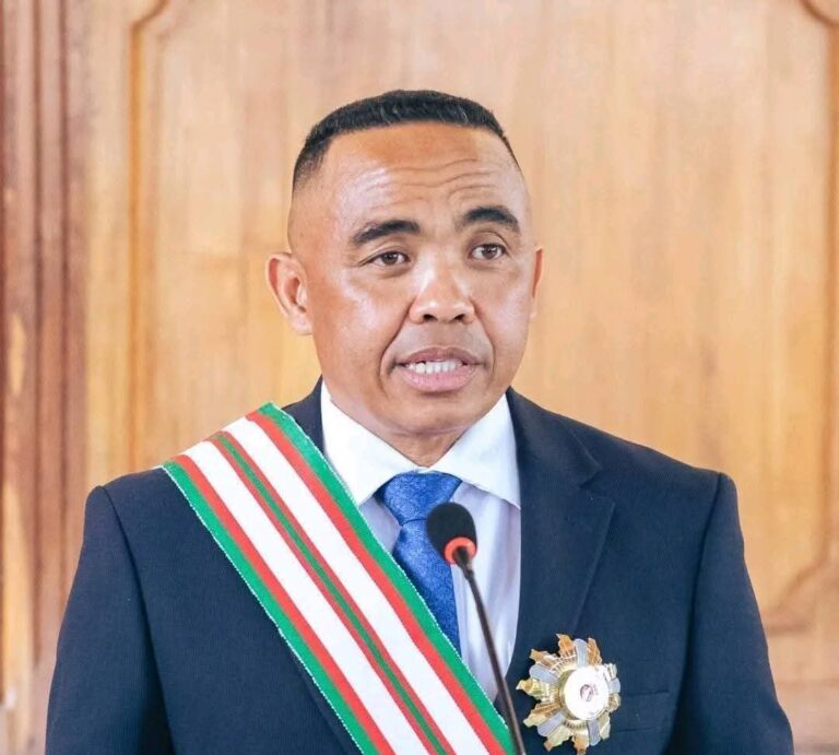 Madagascar : le colonel Michaël Randrianirina, entre espoir populaire et défi du pouvoir