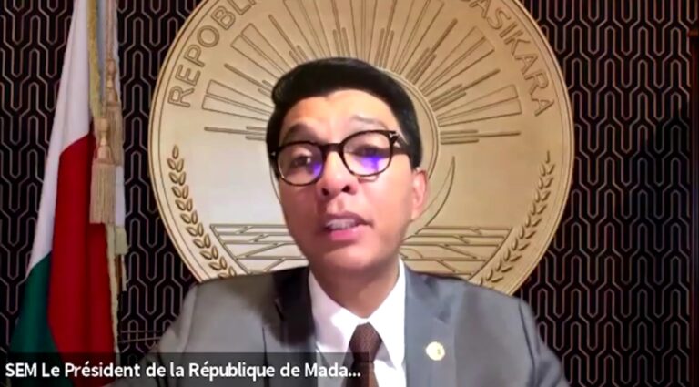 Madagascar : l’exfiltration du président Rajoelina plonge le pays dans l’incertitude