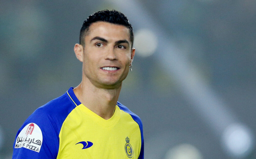 cristiano ronaldo juega nassr foto