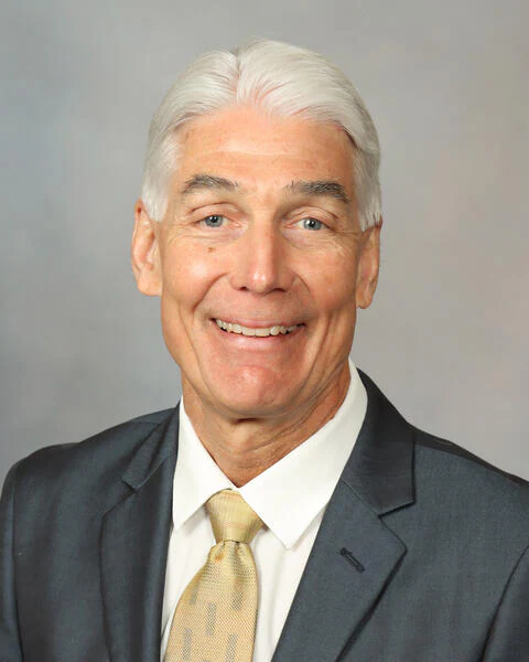 donald hensrud
