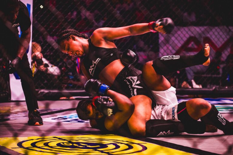 Fatima Kourouma : la combattante d’origine guinéenne qui fait vibrer la Boxe et le MMA