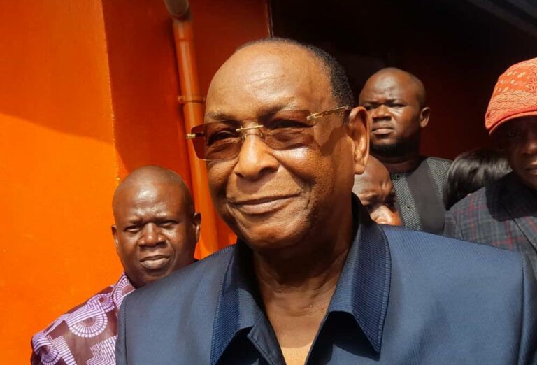 Deux candidatures écartées : quelles conséquences pour le scrutin guinéen ?