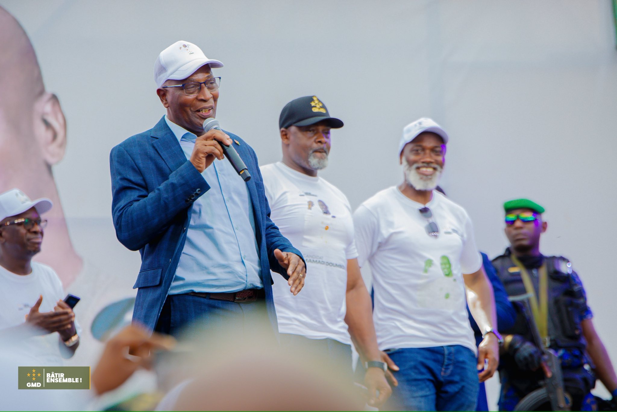 Bah oury en campagne pour Mamady